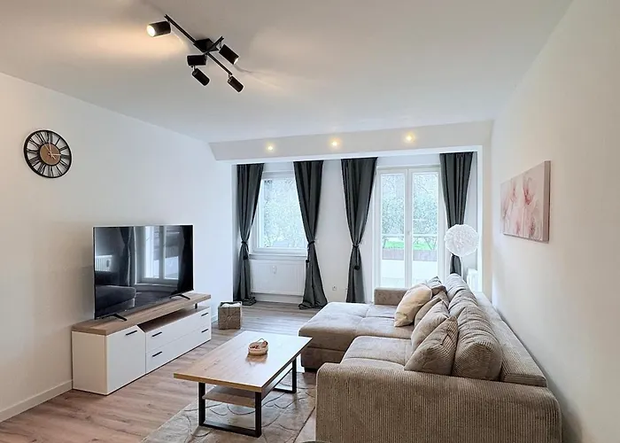 Апартаменты In Innenstadt- Mit Terrasse *